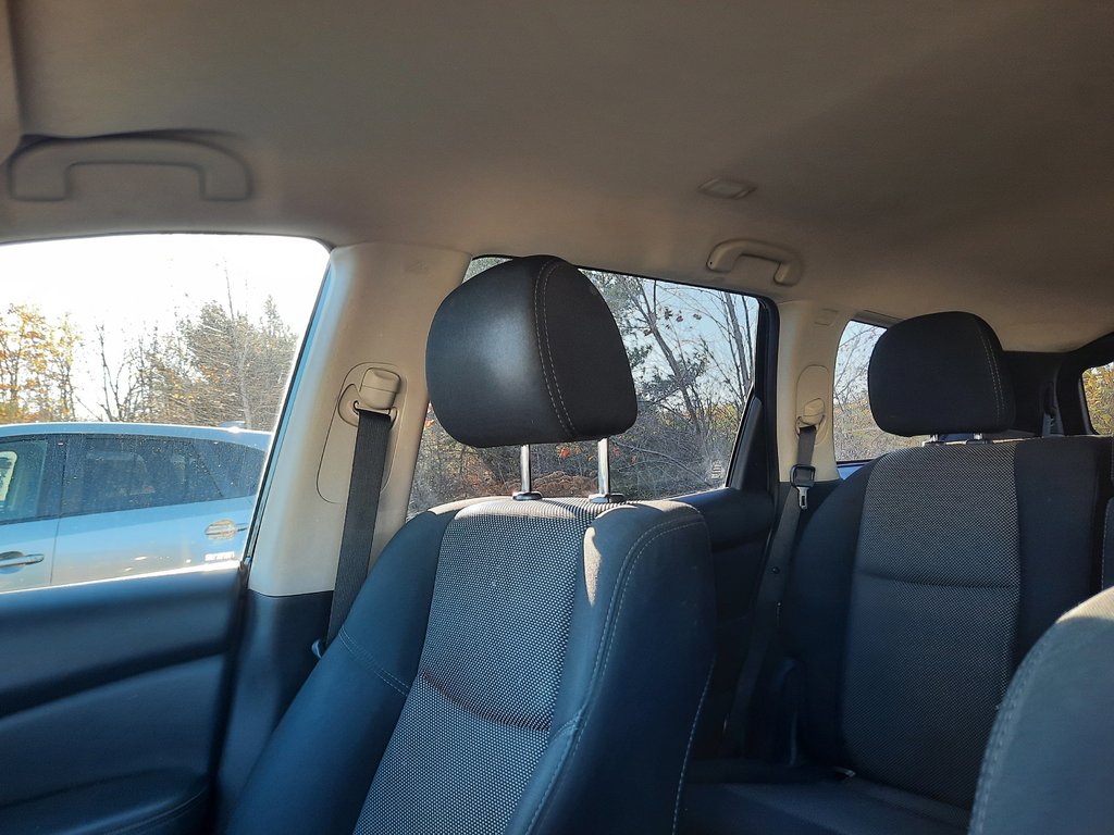 2018 Nissan Pathfinder S in Hebbville, Nova Scotia - 24 - w1024h768px