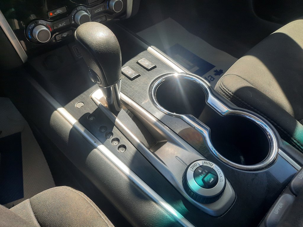 2018 Nissan Pathfinder S in Hebbville, Nova Scotia - 18 - w1024h768px