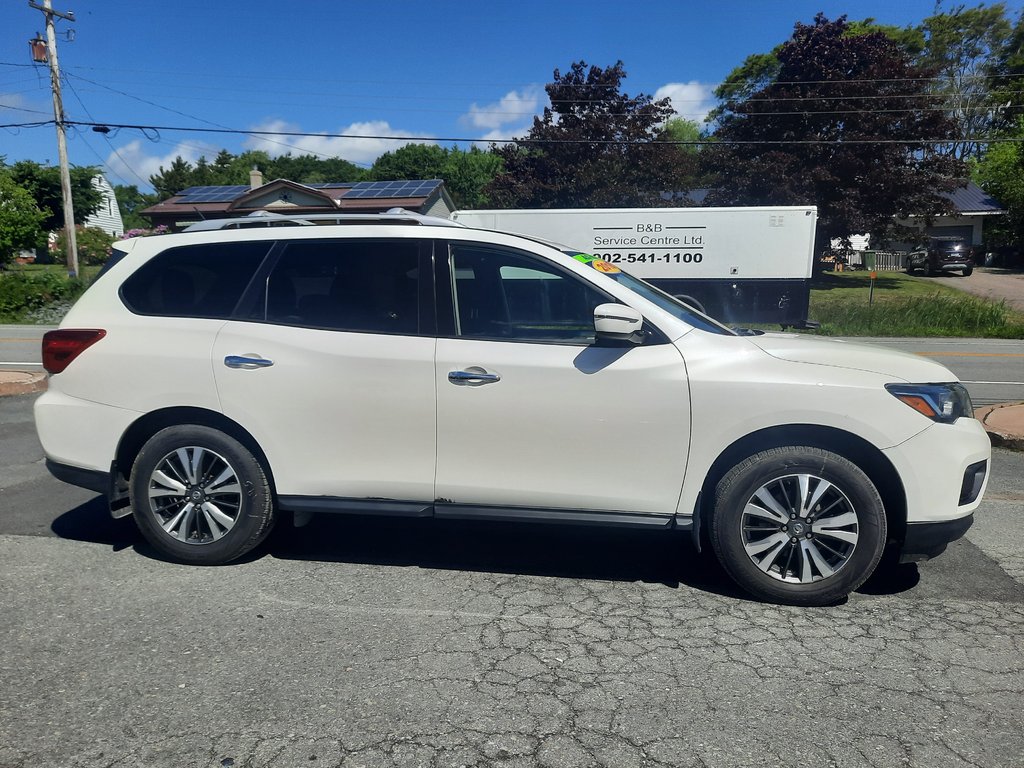 2018 Nissan Pathfinder S in Hebbville, Nova Scotia - 5 - w1024h768px