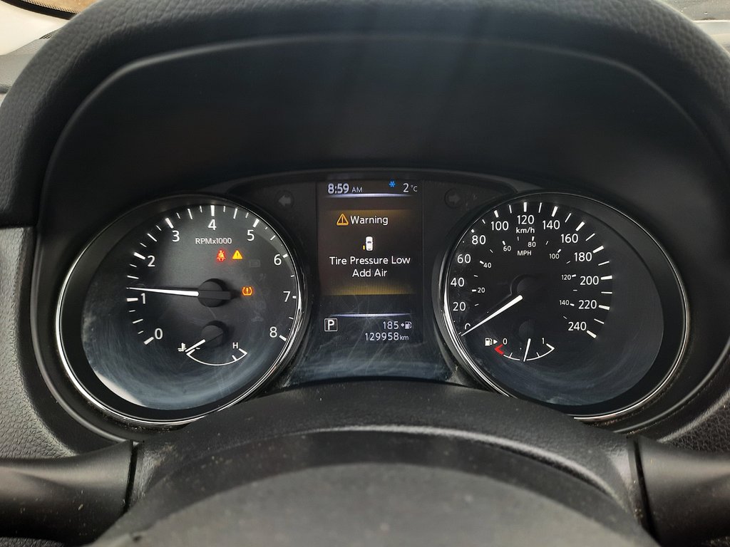 2017 Nissan Qashqai S in Hebbville, Nova Scotia - 15 - w1024h768px