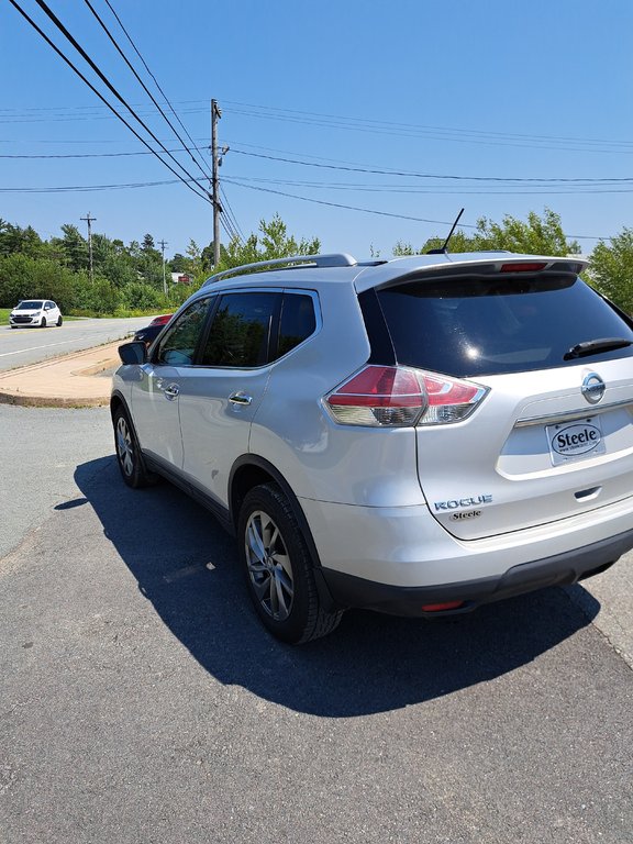 2015 Nissan Rogue SL in Hebbville, Nova Scotia - 4 - w1024h768px