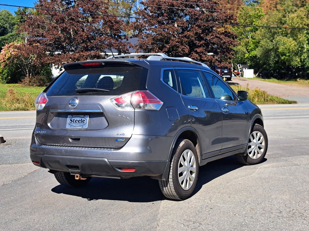 2015 Nissan Rogue S in Hebbville, Nova Scotia - 8 - w1024h768px