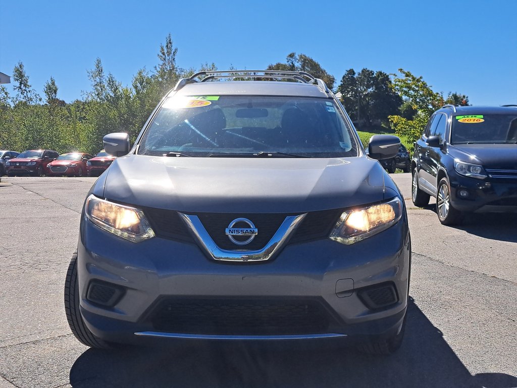 2015 Nissan Rogue S in Hebbville, Nova Scotia - 5 - w1024h768px