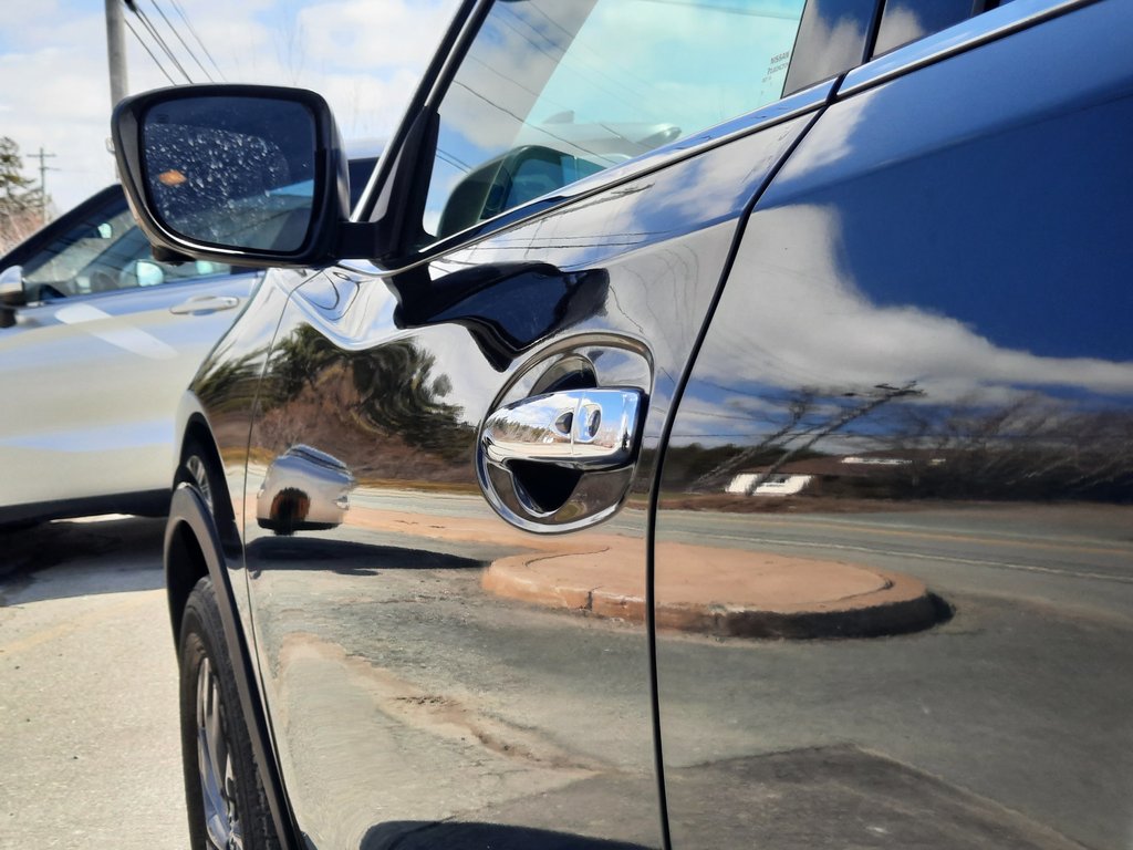 2016 Nissan Rogue SV in Hebbville, Nova Scotia - 11 - w1024h768px