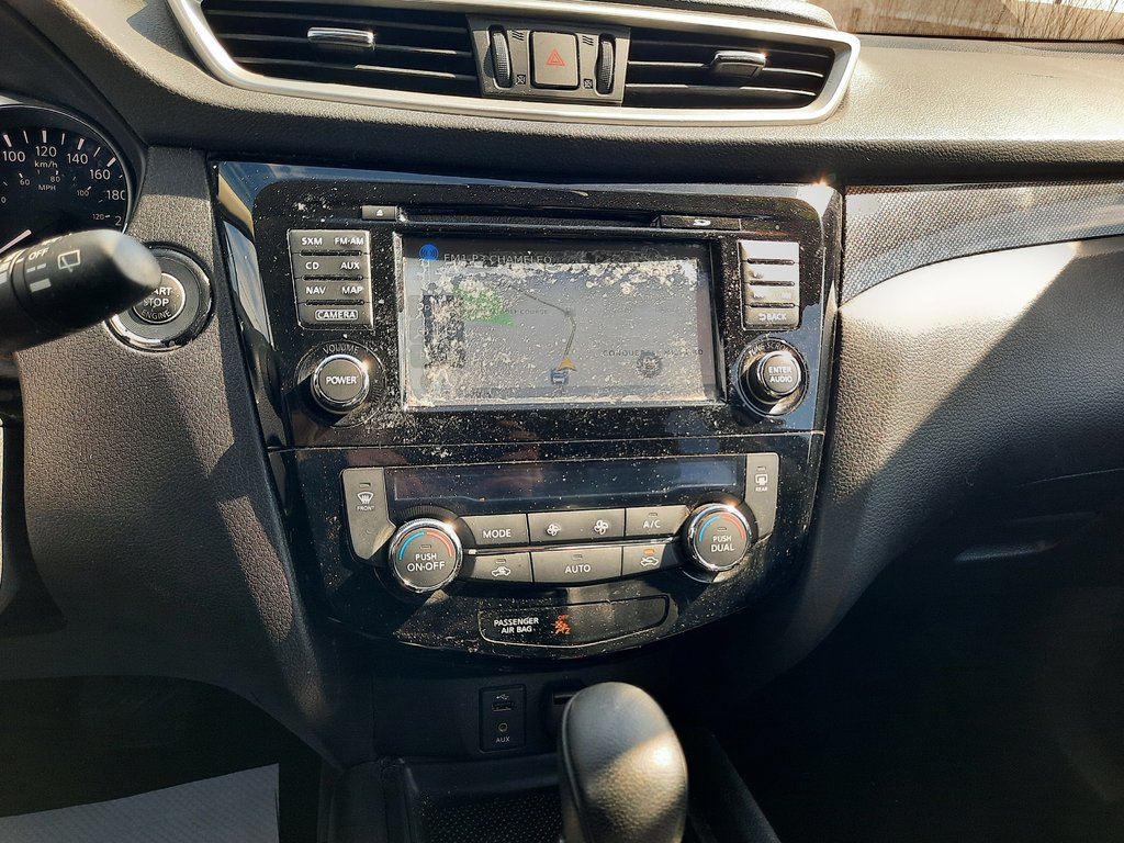 2016 Nissan Rogue SV in Hebbville, Nova Scotia - 18 - w1024h768px