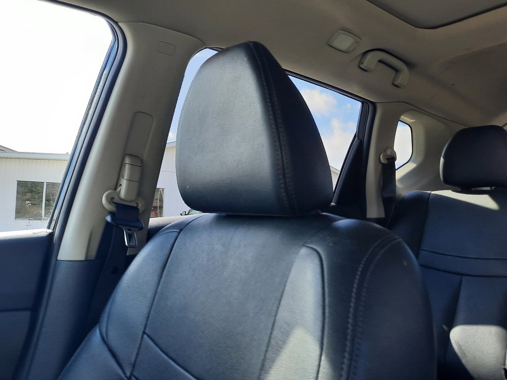 2016 Nissan Rogue SV in Hebbville, Nova Scotia - 24 - w1024h768px