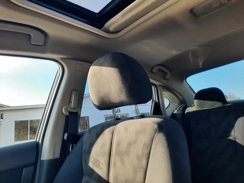 2013 Nissan Sentra S in Hebbville, Nova Scotia - 22 - w1024h768px