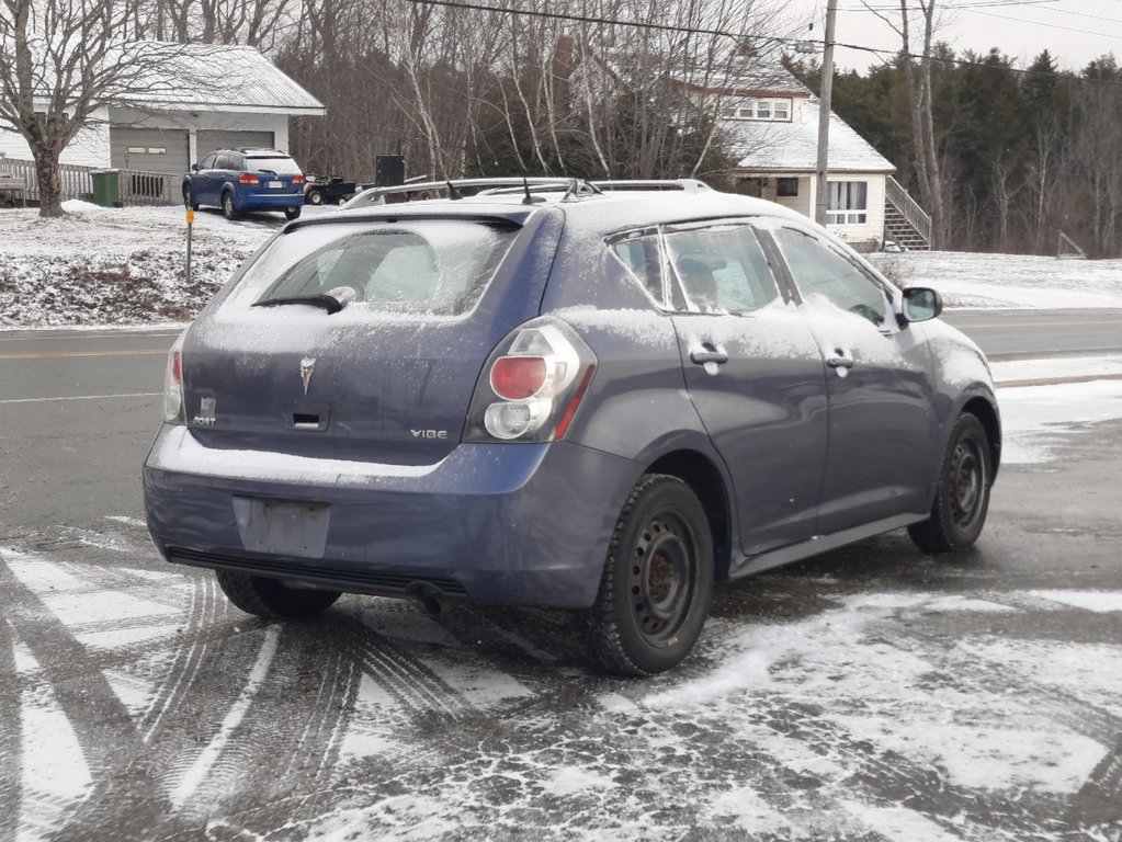 2010 Pontiac Vibe Base in Hebbville, Nova Scotia - 5 - w1024h768px