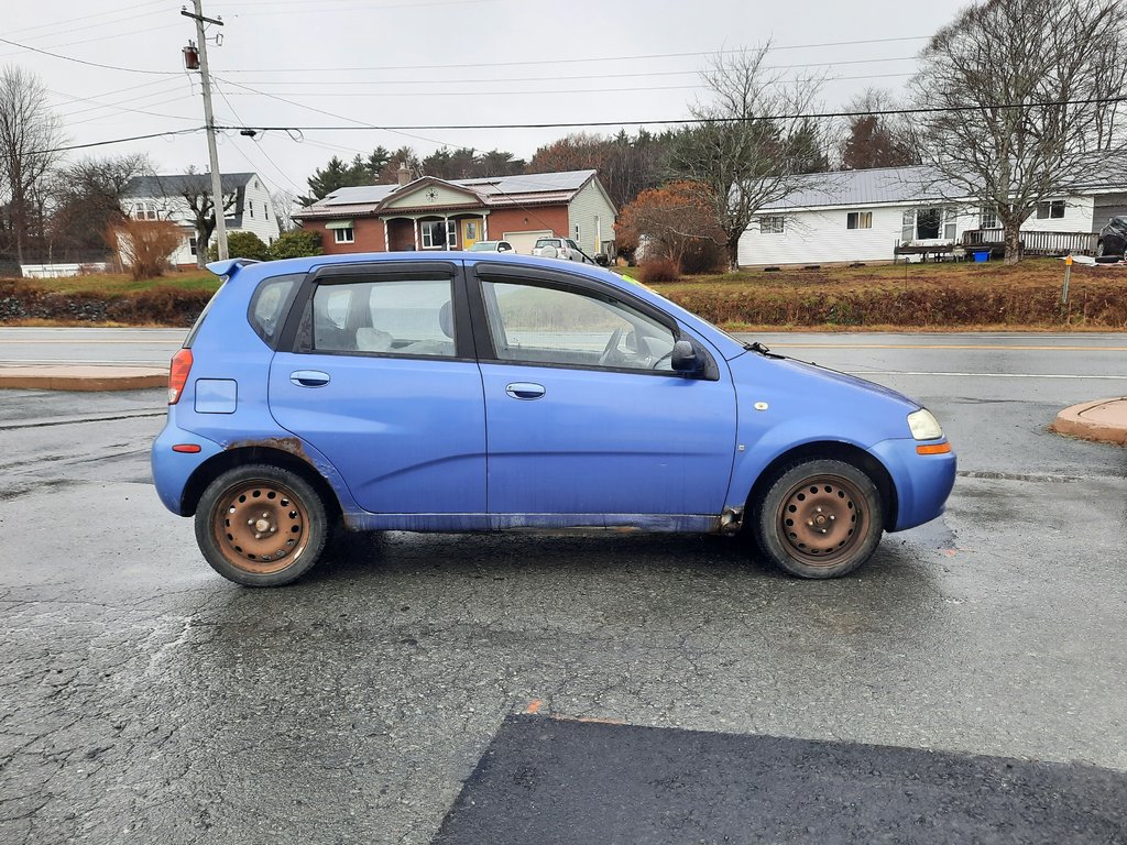 2008 Pontiac Wave SE in Hebbville, Nova Scotia - 4 - w1024h768px
