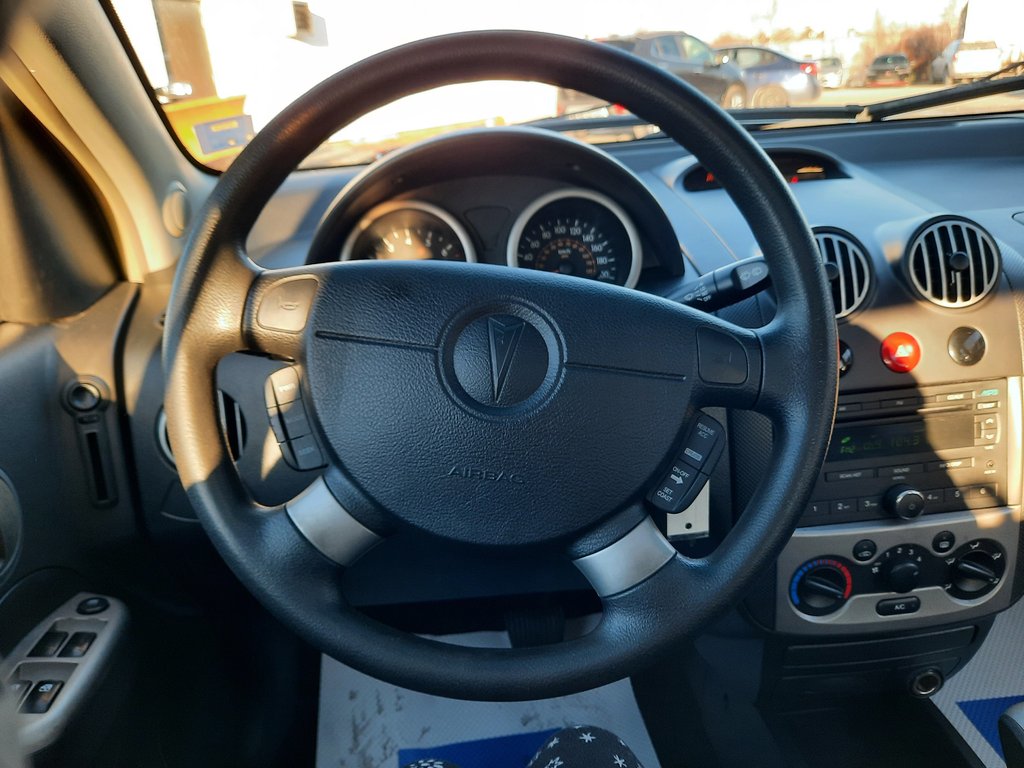 2008 Pontiac Wave SE in Hebbville, Nova Scotia - 13 - w1024h768px