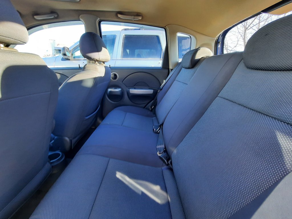 2008 Pontiac Wave SE in Hebbville, Nova Scotia - 23 - w1024h768px