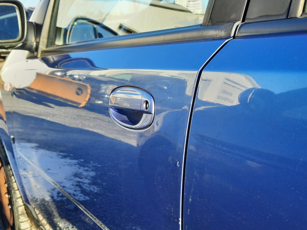 2008 Pontiac Wave SE in Hebbville, Nova Scotia - 9 - w1024h768px