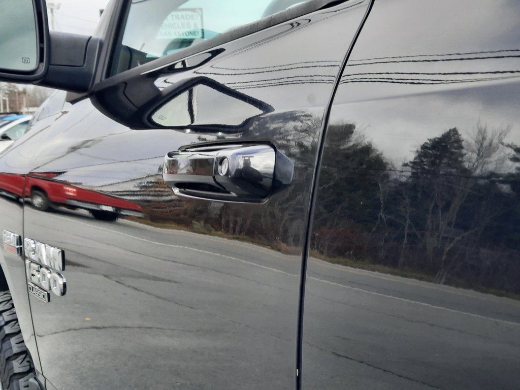 2019 Ram 1500 Classic SLT in Hebbville, Nova Scotia - 8 - w1024h768px