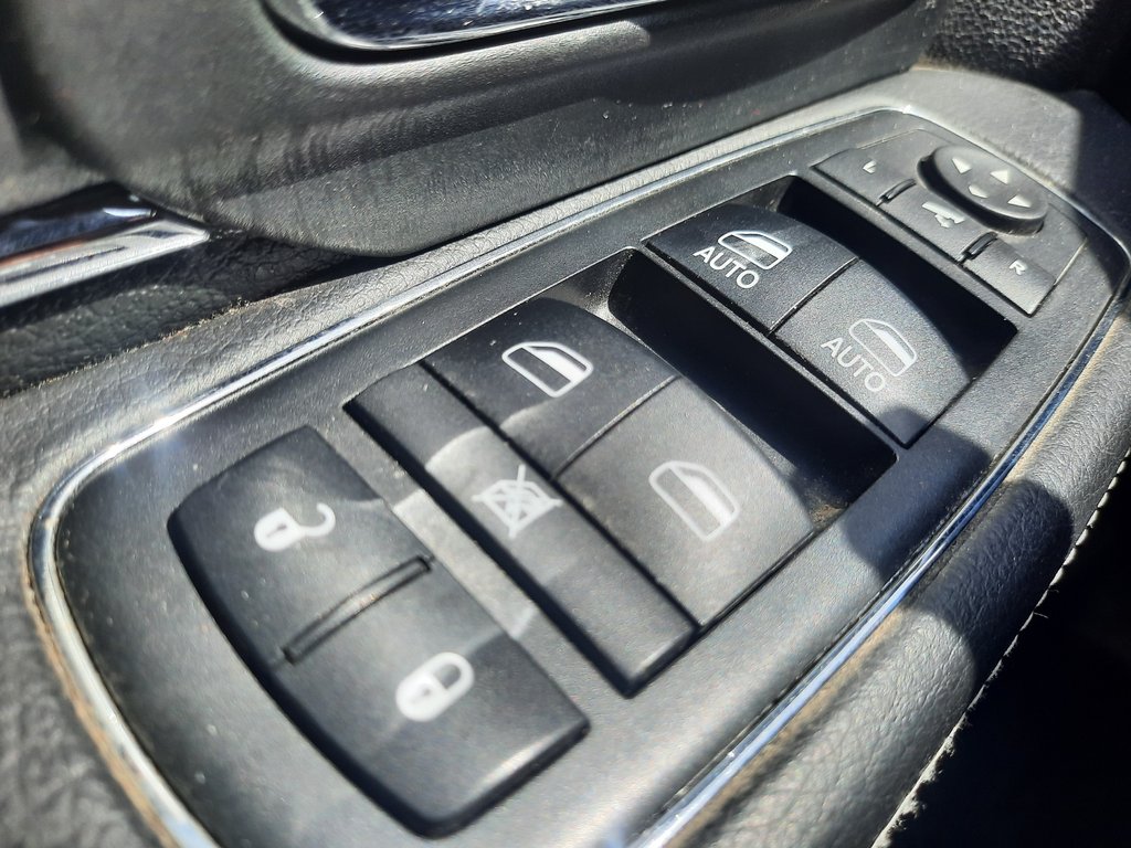 2017 Ram 1500 Laramie in Hebbville, Nova Scotia - 10 - w1024h768px