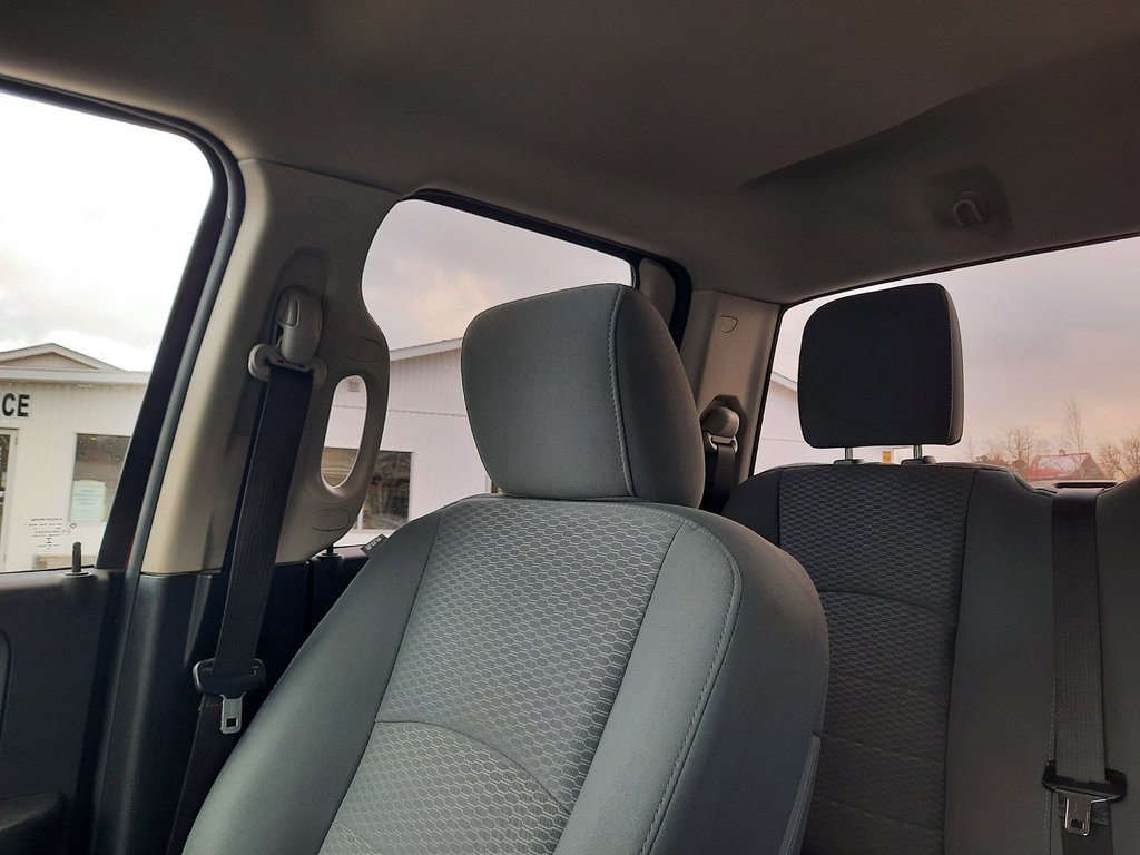 2018 Ram 1500 Express in Hebbville, Nova Scotia - 24 - w1024h768px