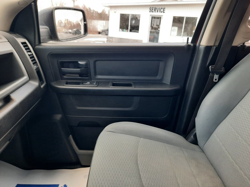 2018 Ram 1500 Express in Hebbville, Nova Scotia - 23 - w1024h768px