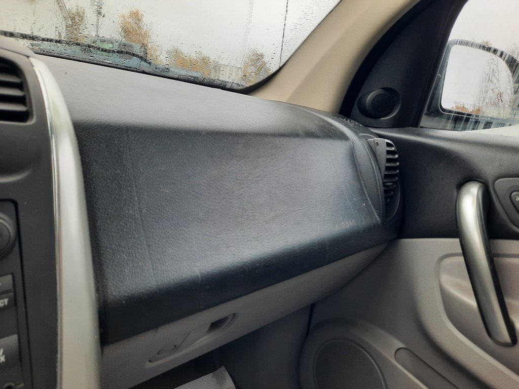 2006 Saturn VUE Base in Hebbville, Nova Scotia - 18 - w1024h768px