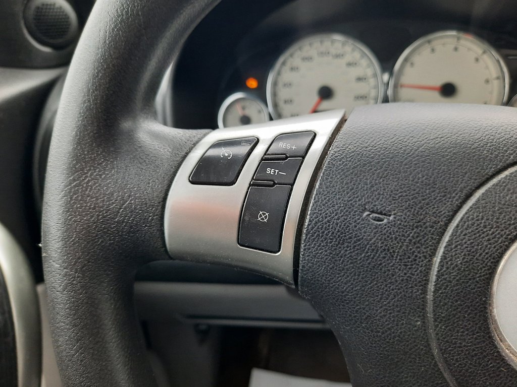 2006 Saturn VUE Base in Hebbville, Nova Scotia - 10 - w1024h768px