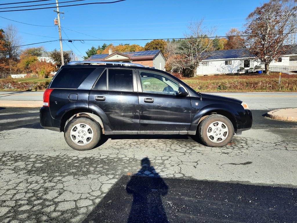 2006 Saturn VUE Base in Hebbville, Nova Scotia - 6 - w1024h768px
