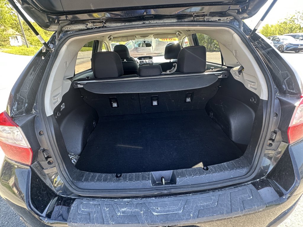 2016 Subaru Crosstrek 2.0i w/Touring Pkg in Hebbville, Nova Scotia - 26 - w1024h768px