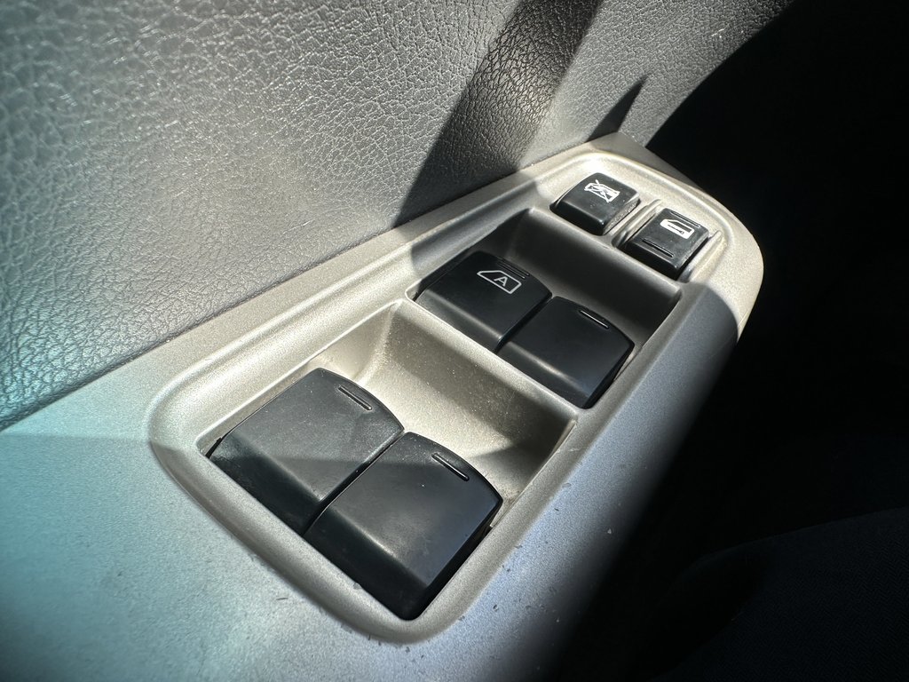 2008 Subaru Impreza 2.5i Sport in Hebbville, Nova Scotia - 12 - w1024h768px