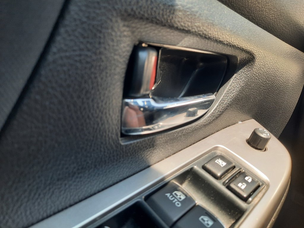 2015 Subaru Impreza 2.0i w/Touring Pkg in Hebbville, Nova Scotia - 11 - w1024h768px