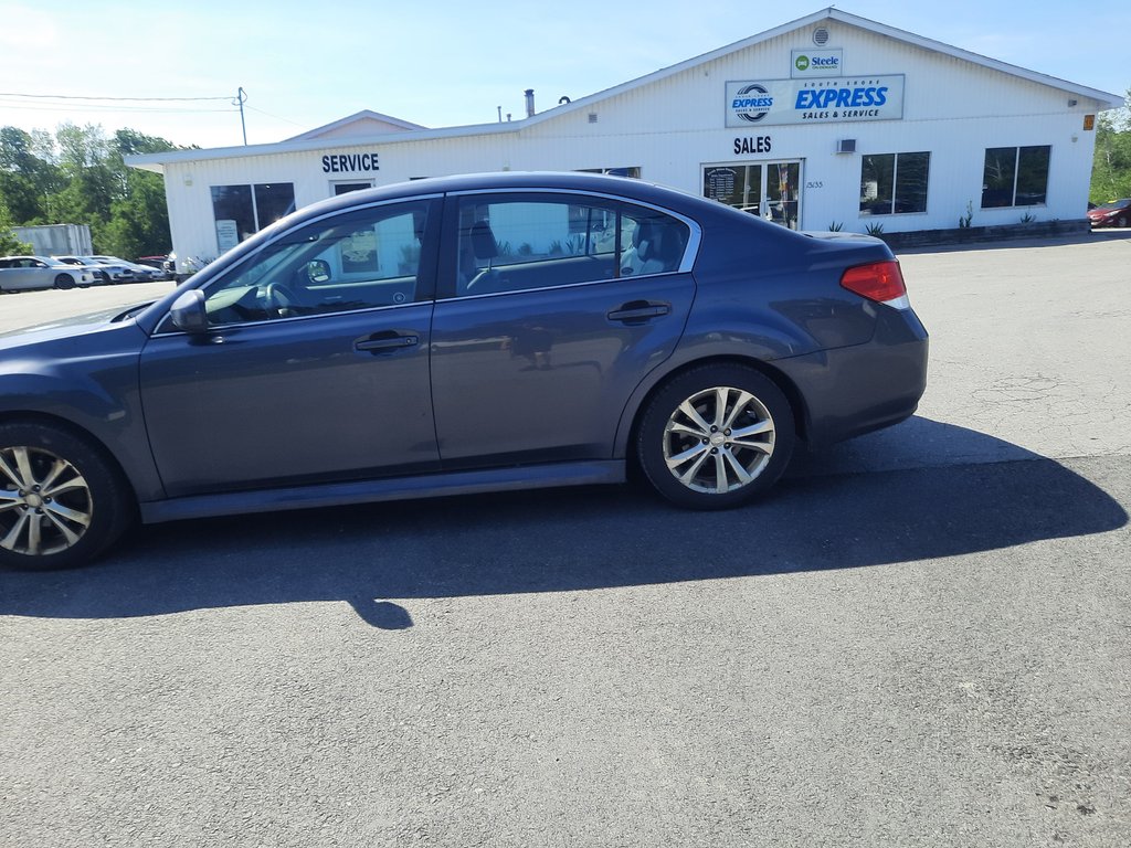 2014 Subaru Legacy 3.6R w/Limited & EyeSight Pkg in Hebbville, Nova Scotia - 6 - w1024h768px