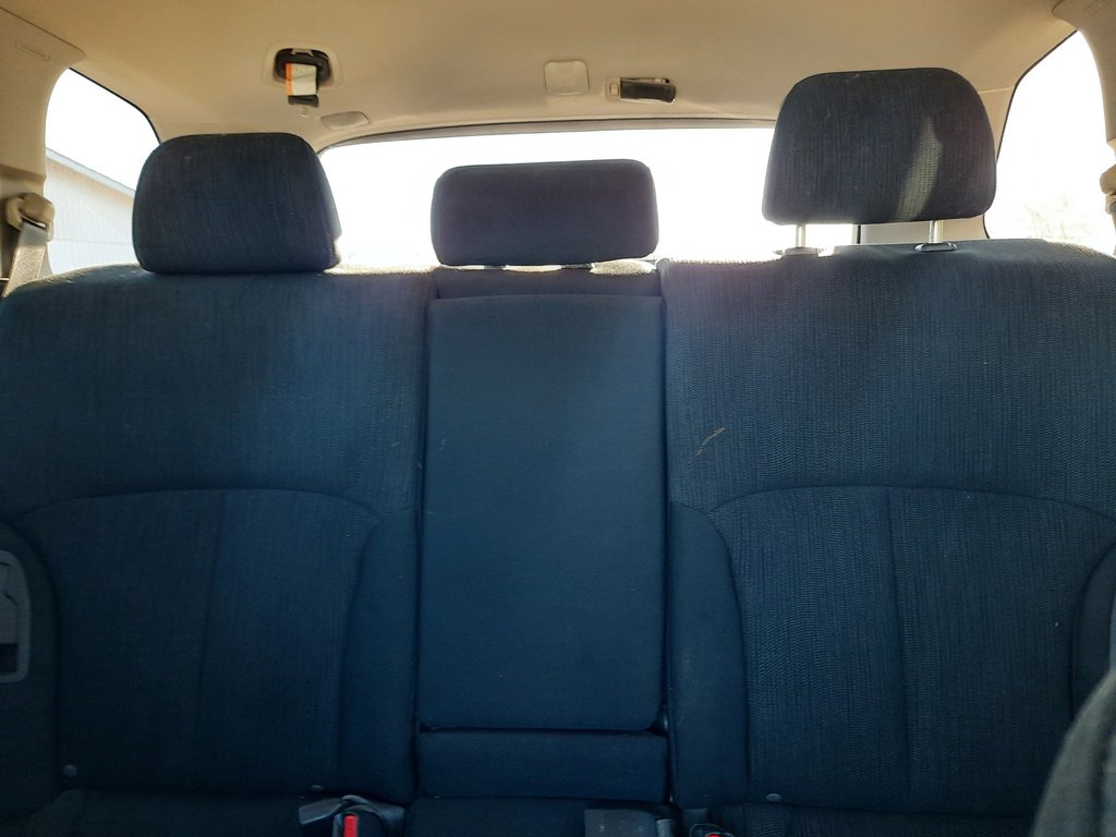 2014 Subaru Outback 2.5i Touring in Hebbville, Nova Scotia - 23 - w1024h768px
