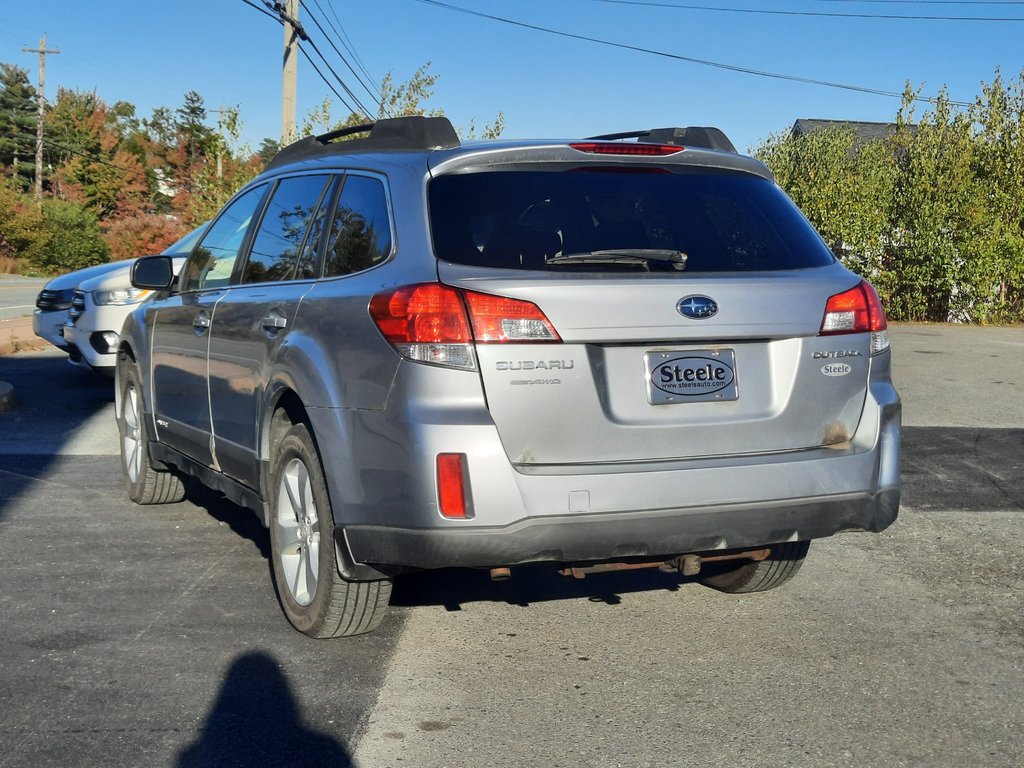 2014 Subaru Outback 2.5i Touring in Hebbville, Nova Scotia - 8 - w1024h768px