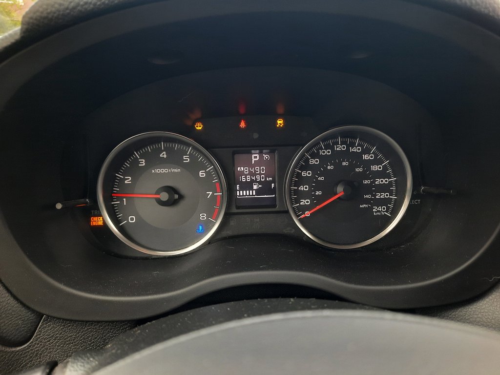2013 Subaru XV Crosstrek 2.0i w/Touring Pkg in Hebbville, Nova Scotia - 13 - w1024h768px