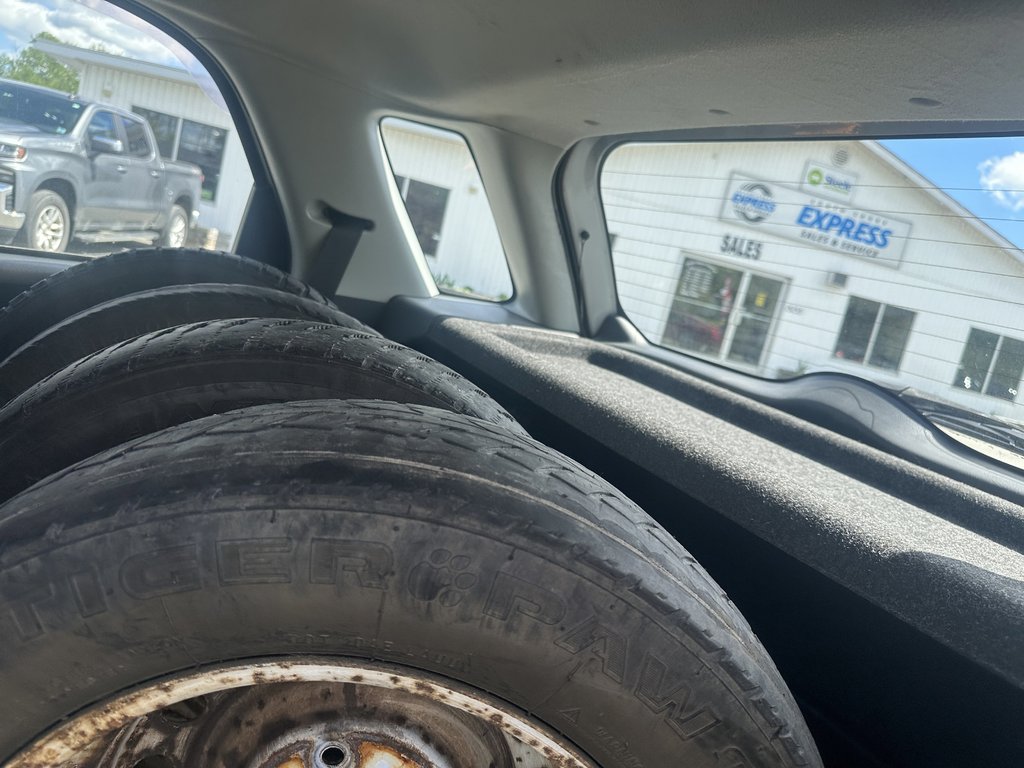 2008 Suzuki SX4 Fstbk JLX in Hebbville, Nova Scotia - 21 - w1024h768px