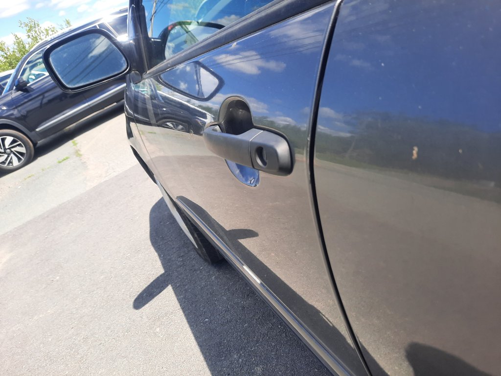 2005 Toyota Corolla CE in Hebbville, Nova Scotia - 7 - w1024h768px