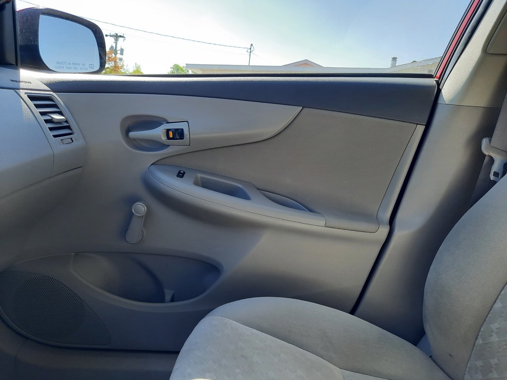2009 Toyota Corolla CE in Hebbville, Nova Scotia - 16 - w1024h768px