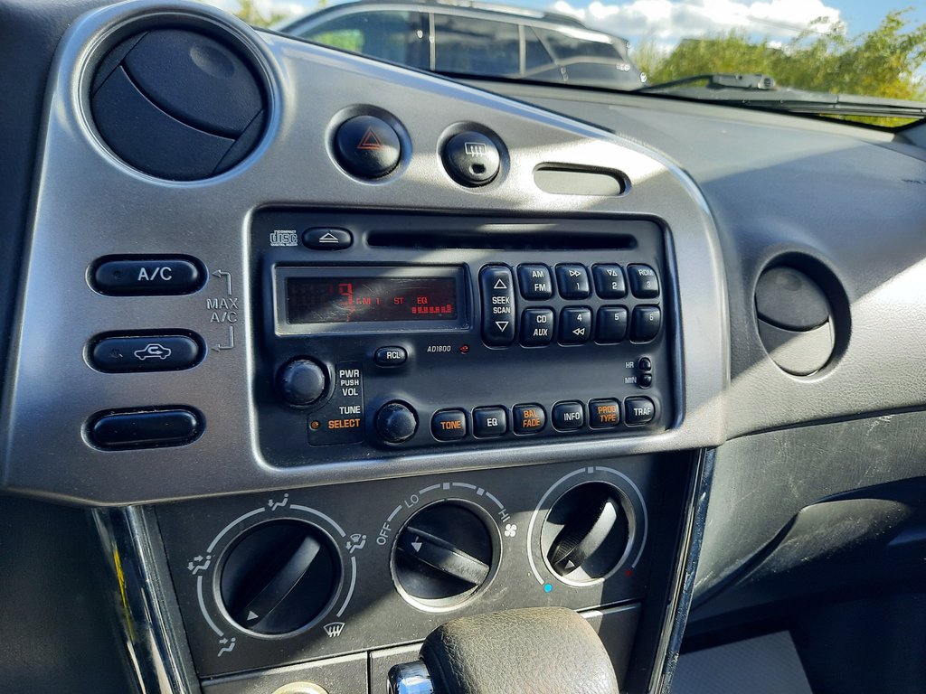 2004 Toyota Matrix Base in Hebbville, Nova Scotia - 13 - w1024h768px