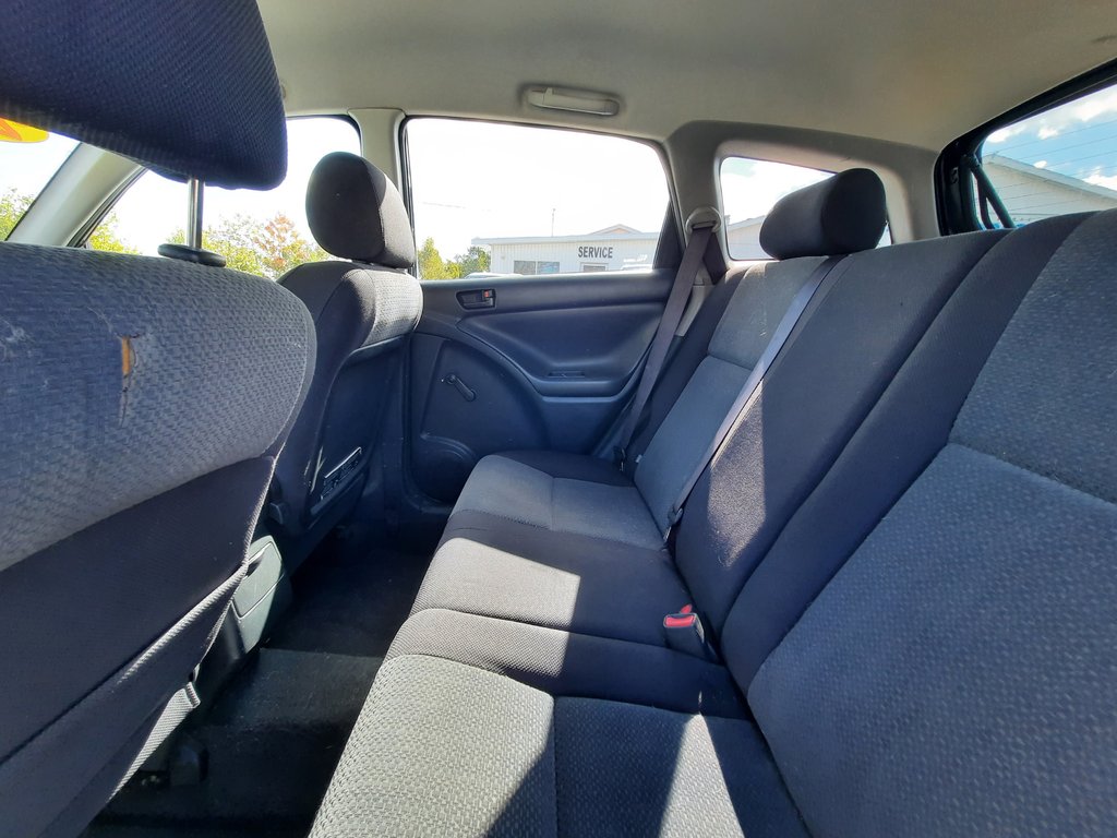 2004 Toyota Matrix Base in Hebbville, Nova Scotia - 21 - w1024h768px