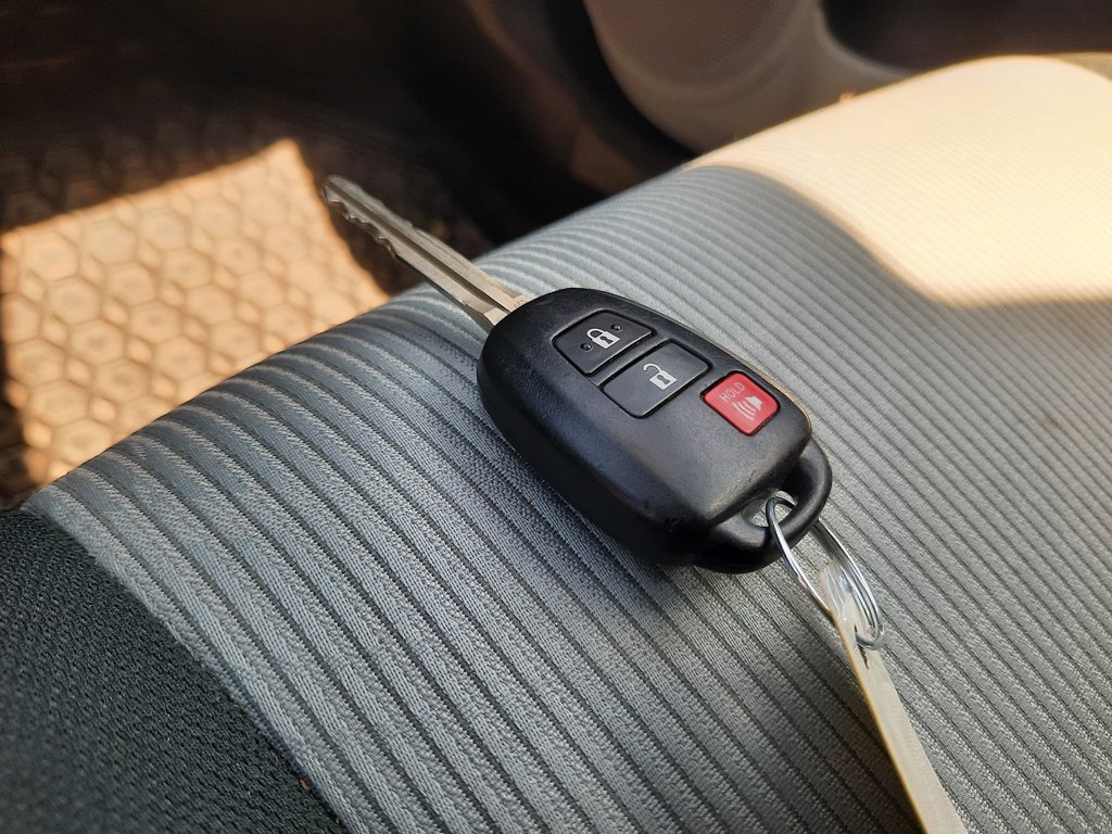 2012 Toyota Prius C BASE in Hebbville, Nova Scotia - 27 - w1024h768px