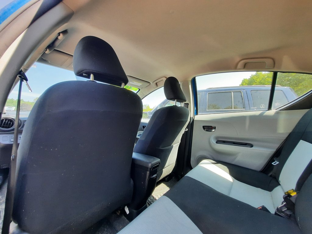 2012 Toyota Prius C BASE in Hebbville, Nova Scotia - 25 - w1024h768px