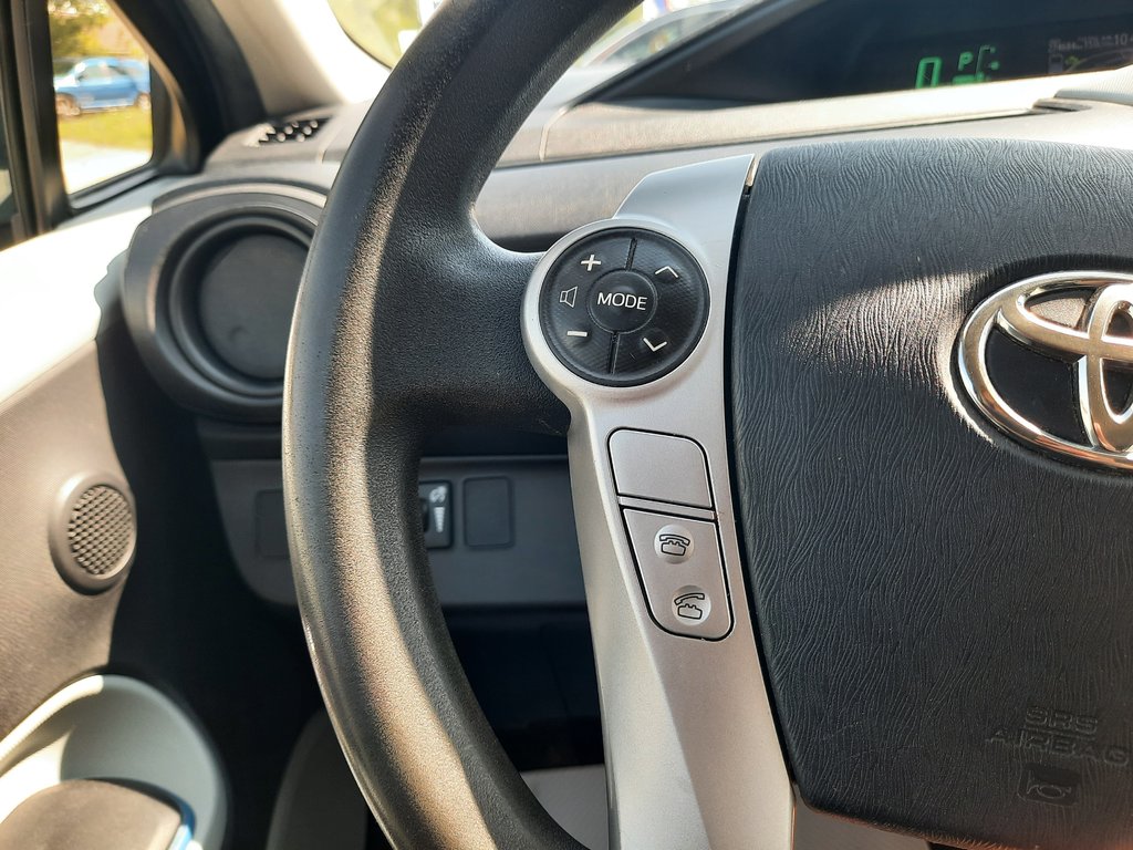 2012 Toyota Prius C BASE in Hebbville, Nova Scotia - 13 - w1024h768px