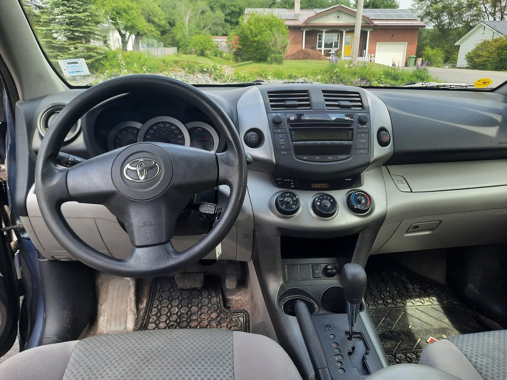 2007 Toyota RAV4 Base in Hebbville, Nova Scotia - 20 - w1024h768px