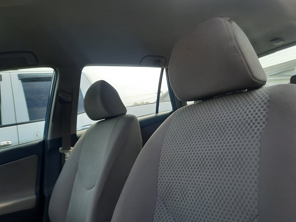 2007 Toyota RAV4 Base in Hebbville, Nova Scotia - 3 - w1024h768px