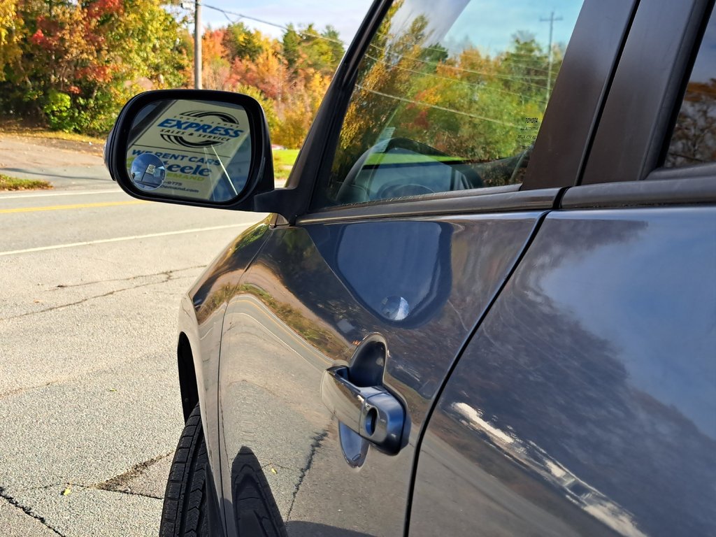 2012 Toyota RAV4 Base in Hebbville, Nova Scotia - 9 - w1024h768px