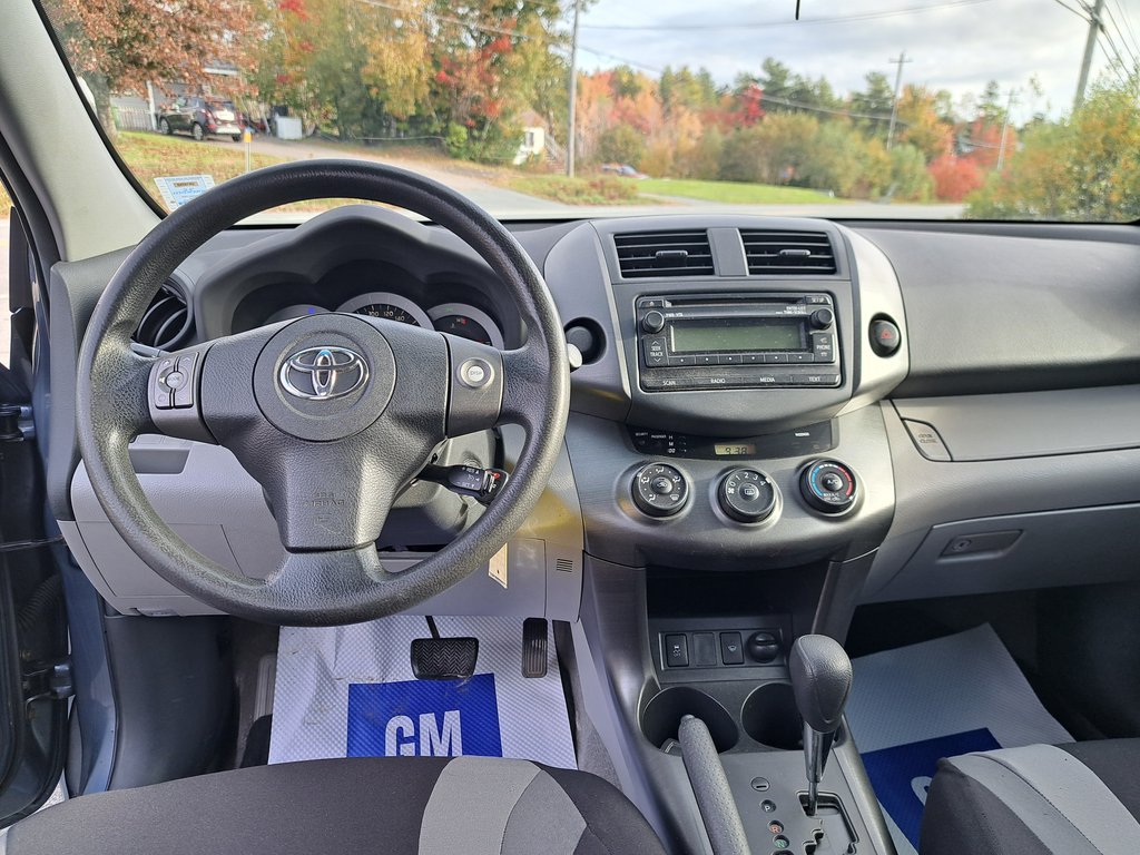 2012 Toyota RAV4 Base in Hebbville, Nova Scotia - 27 - w1024h768px