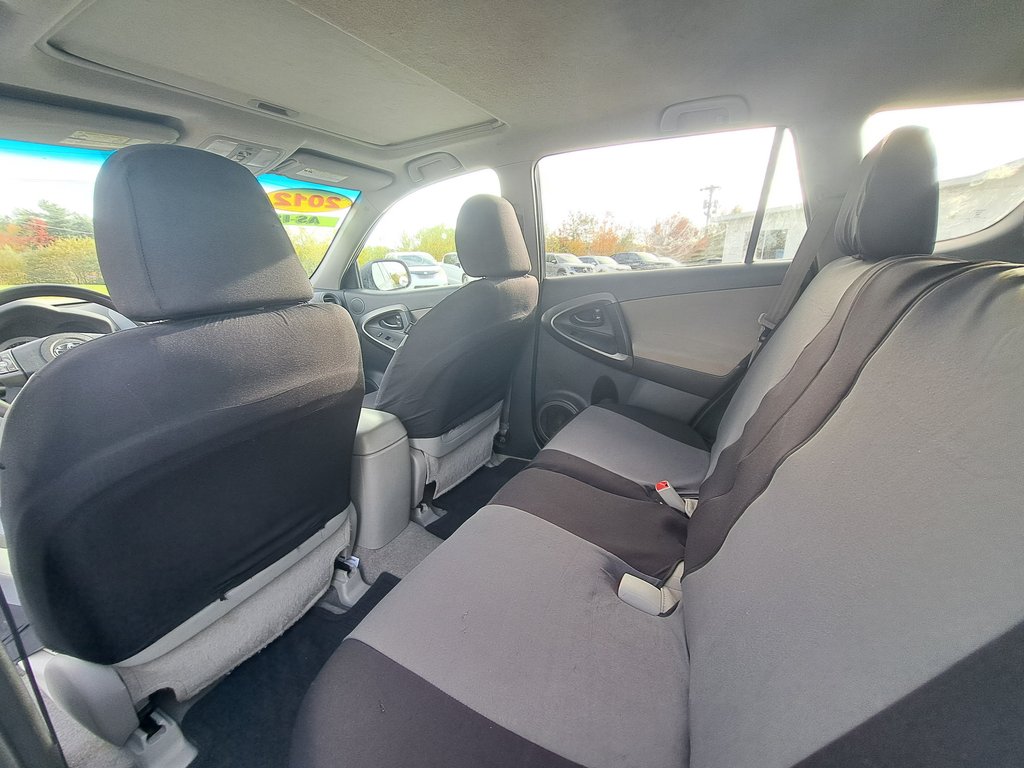 2012 Toyota RAV4 Base in Hebbville, Nova Scotia - 25 - w1024h768px
