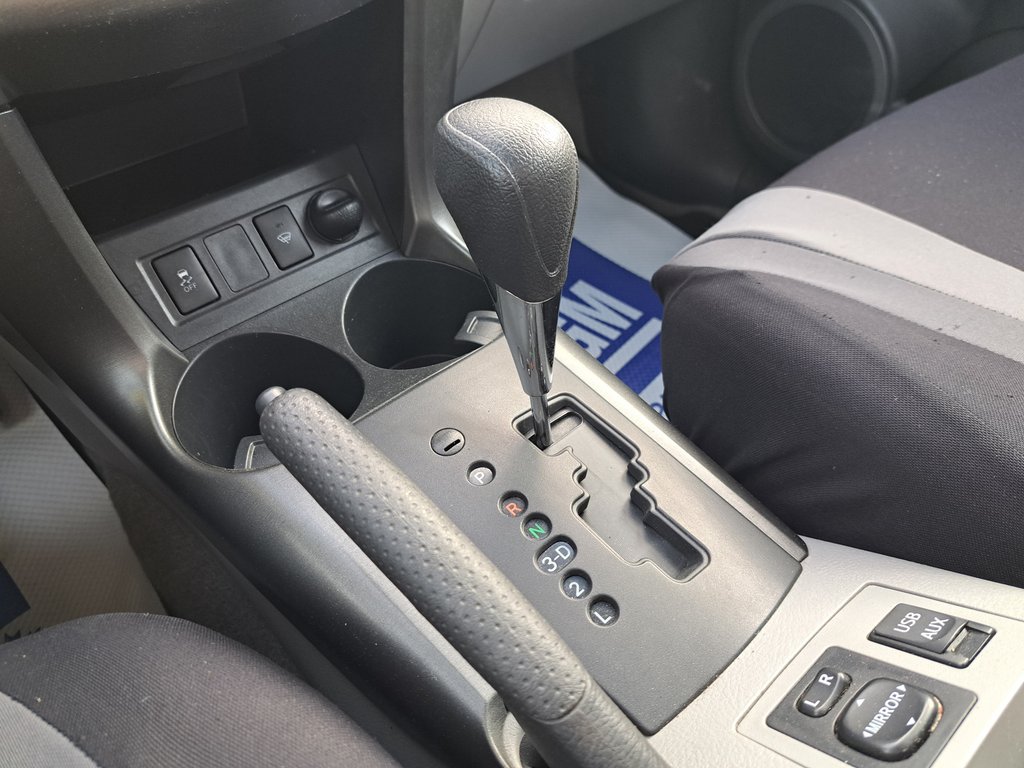 2012 Toyota RAV4 Base in Hebbville, Nova Scotia - 18 - w1024h768px