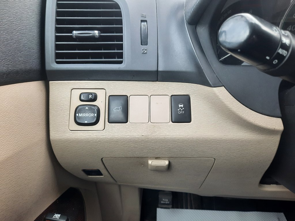 2012 Toyota Venza Base in Hebbville, Nova Scotia - 10 - w1024h768px