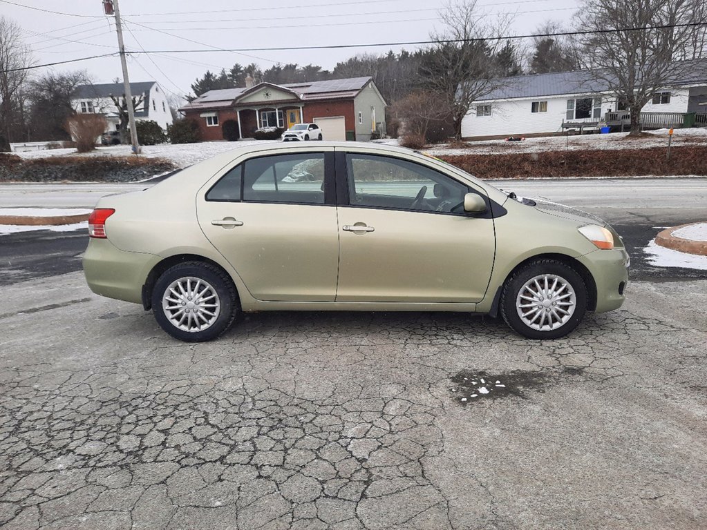 2007 Toyota Yaris Base in Hebbville, Nova Scotia - 6 - w1024h768px