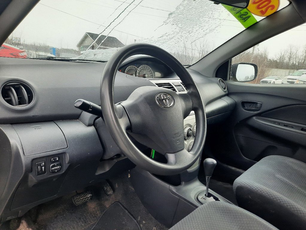 2007 Toyota Yaris Base in Hebbville, Nova Scotia - 3 - w1024h768px