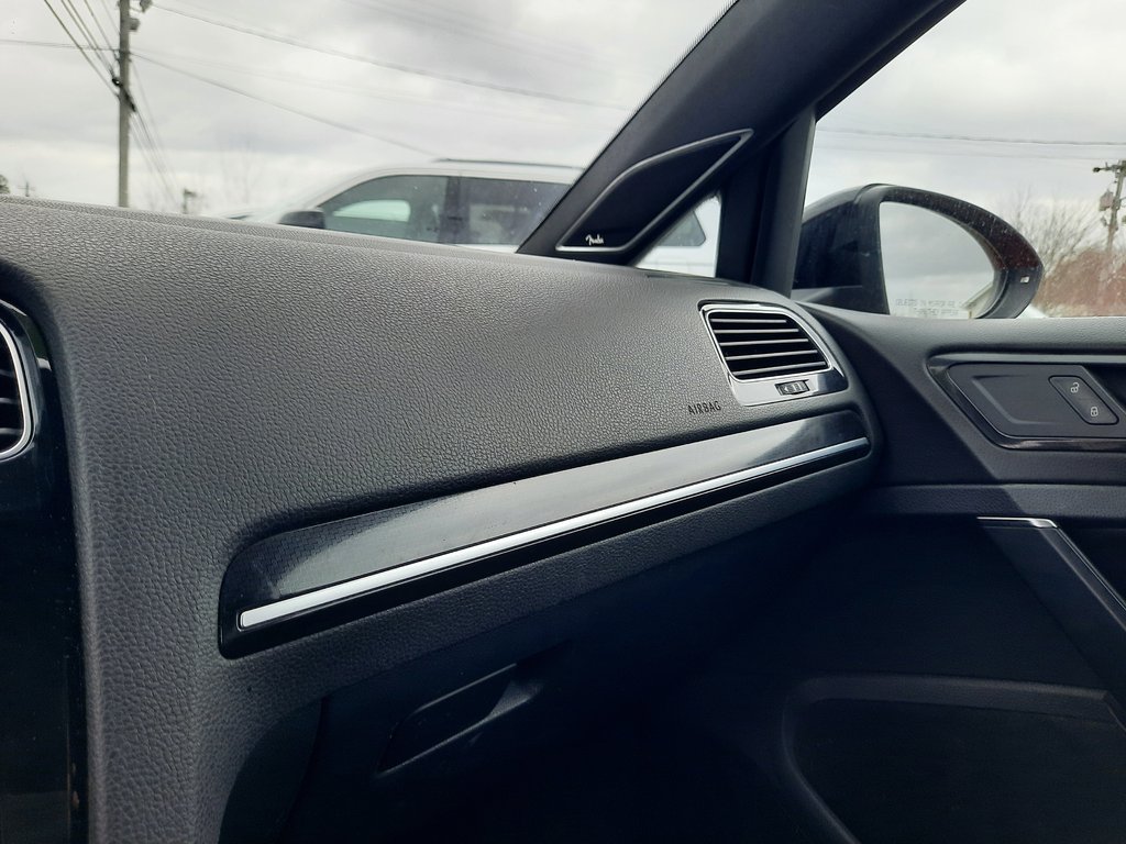 2018 Volkswagen Golf R BASE in Hebbville, Nova Scotia - 15 - w1024h768px