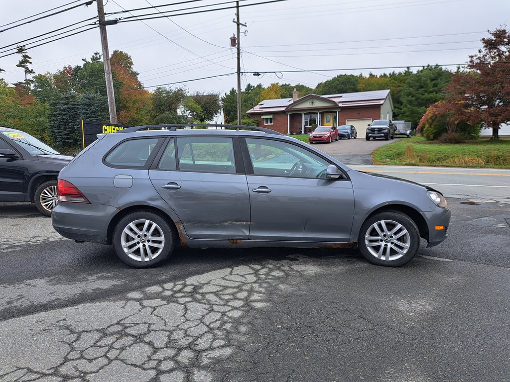 2012 Volkswagen Golf Wagon Trendline in Hebbville, Nova Scotia - 6 - w1024h768px