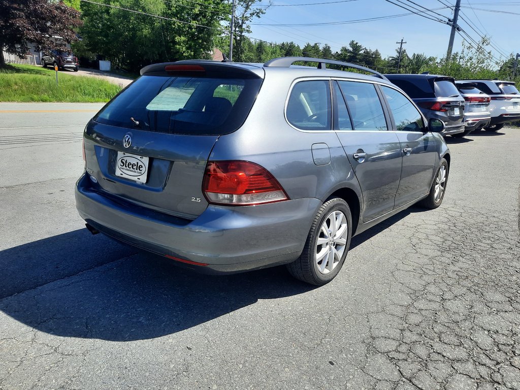 2014 Volkswagen Golf Wagon Trendline in Hebbville, Nova Scotia - 4 - w1024h768px
